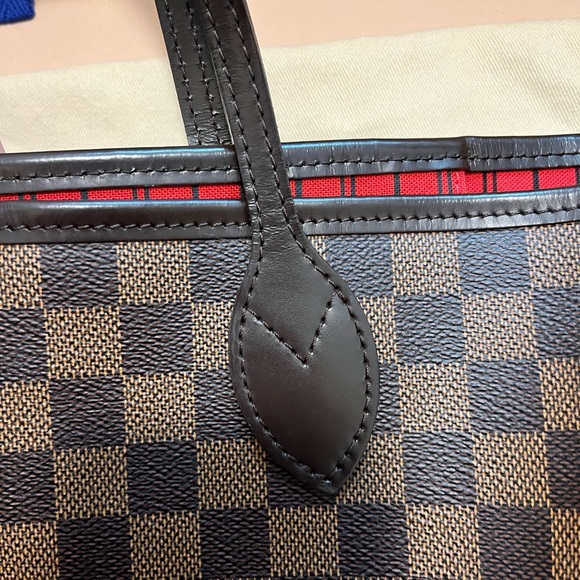 SOLD!!!!!!!     Louis Vuitton Damier Ebene Neverfull GM and Pochette - Picture 15 of 16